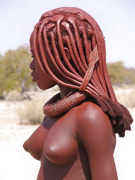 Полуголые бабы из африканских племен
